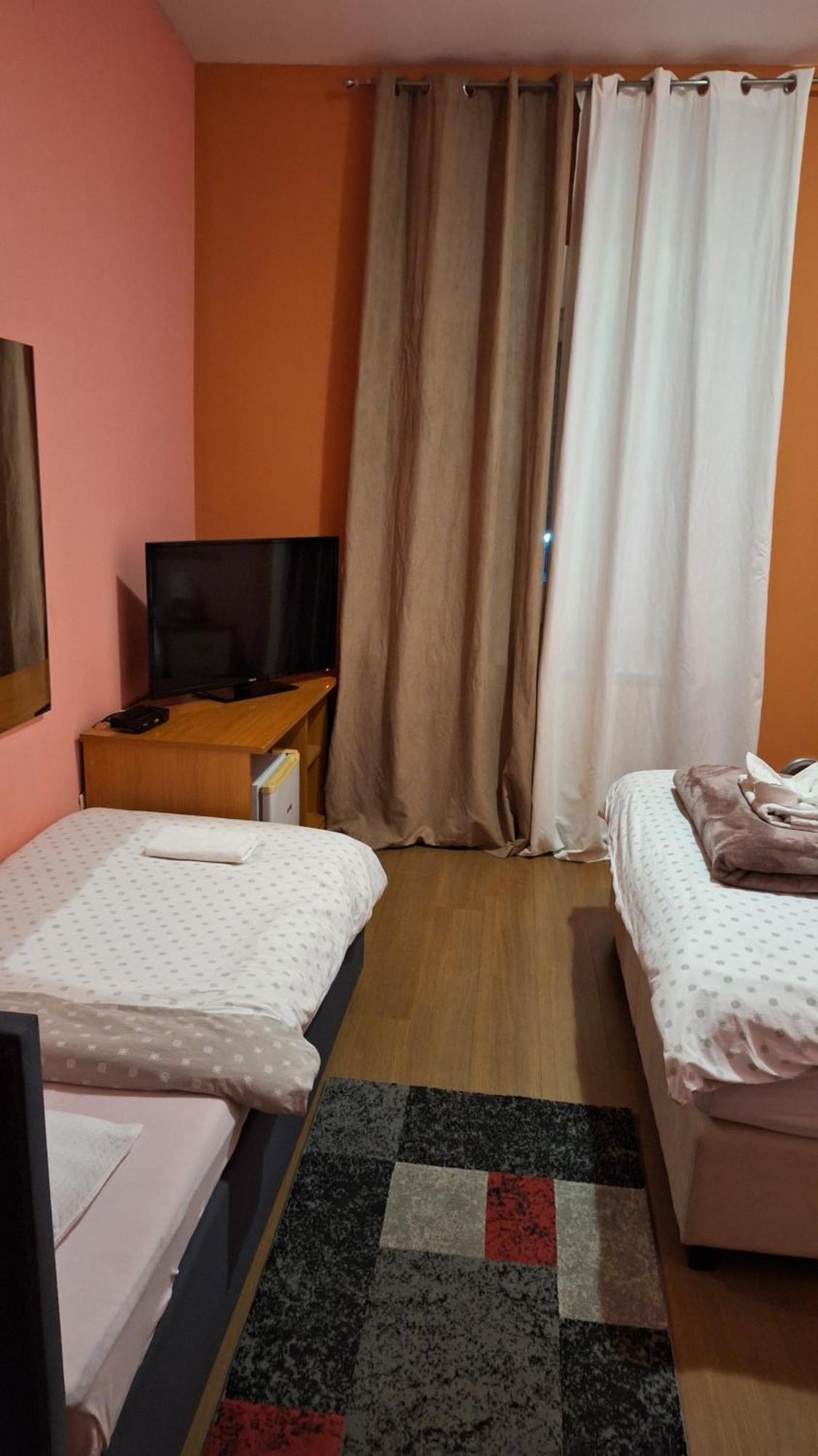 Guest House Sv. Nikola Dugo Selo Luaran gambar