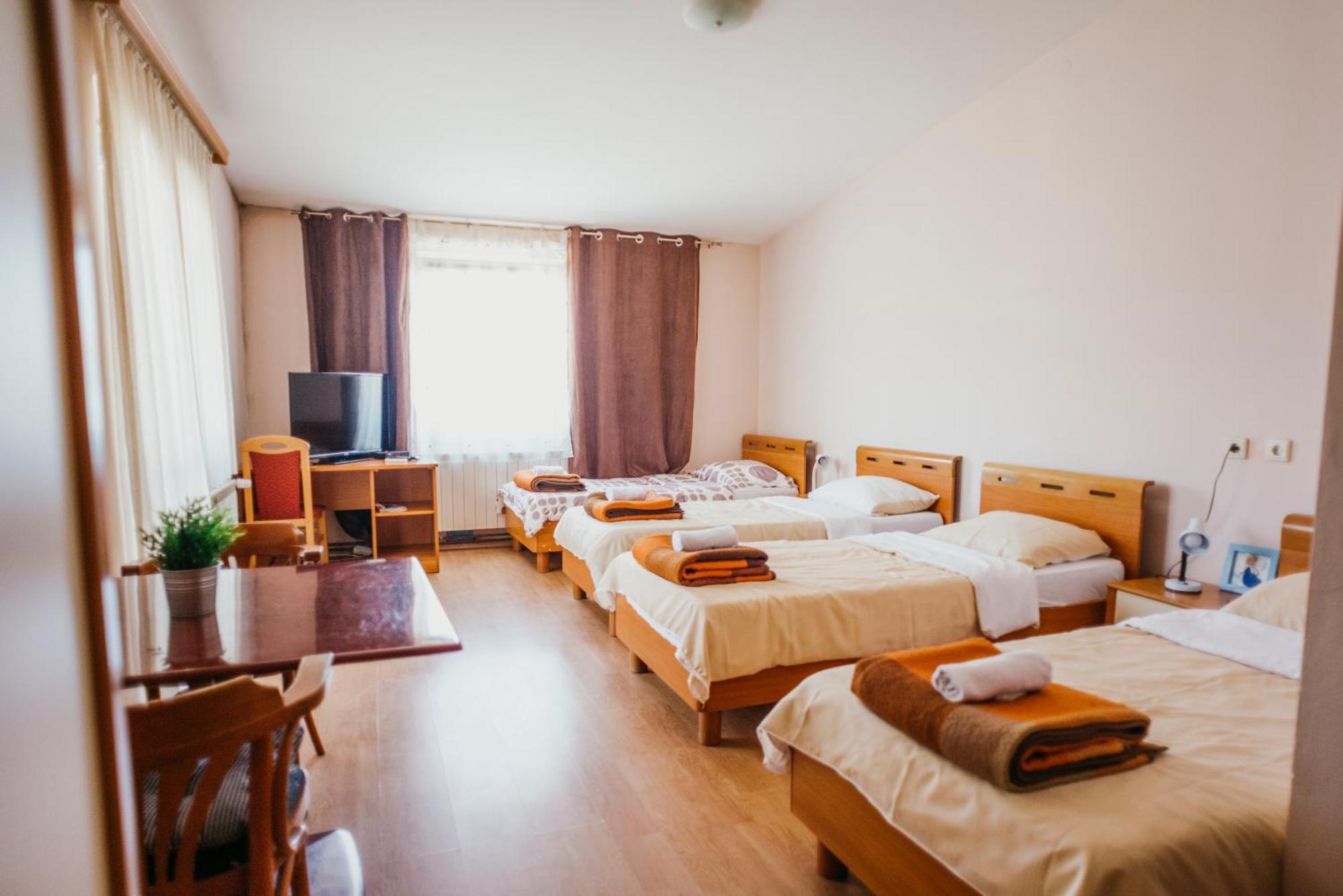 Guest House Sv. Nikola Dugo Selo Luaran gambar