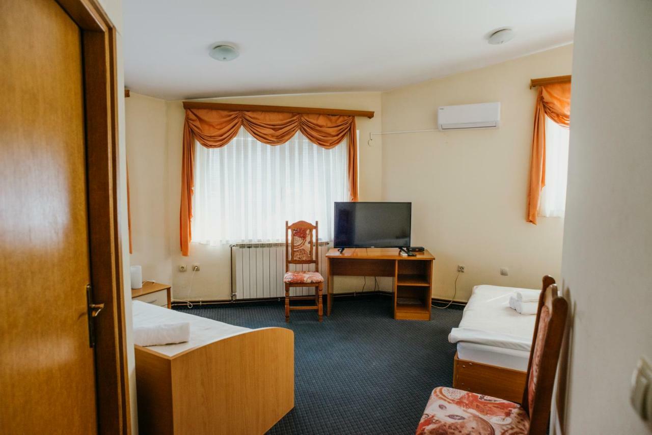 Guest House Sv. Nikola Dugo Selo Luaran gambar